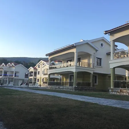 Aden Evleri Tatil Evi *