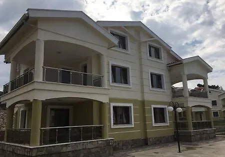 Aden Evleri * Акбук